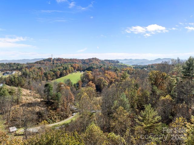 212 Gabriels Creek Road, Mars Hill, NC 28754