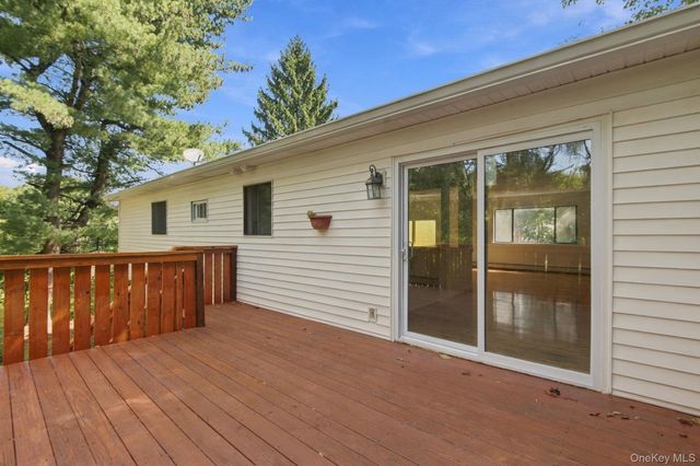 12 Westminister Drive, Middletown, NY 10940