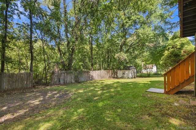 12 Westminister Drive, Middletown, NY 10940