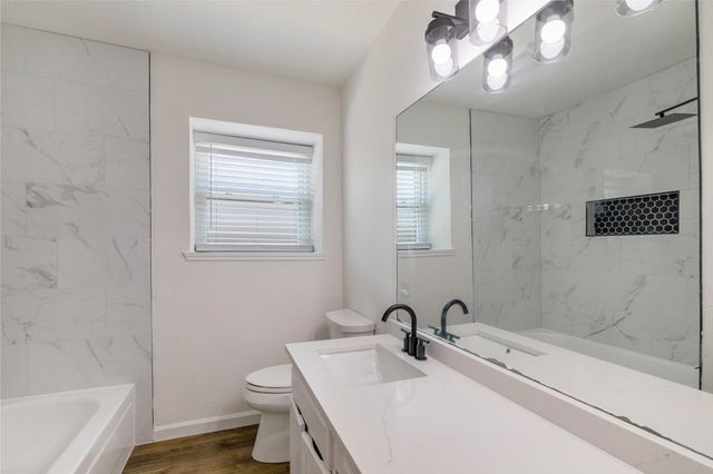 2429 Chestnut Way, Bedford, TX 76022