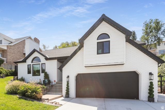 660 E VALLEY VIEW CIR, North Salt Lake, UT 84054