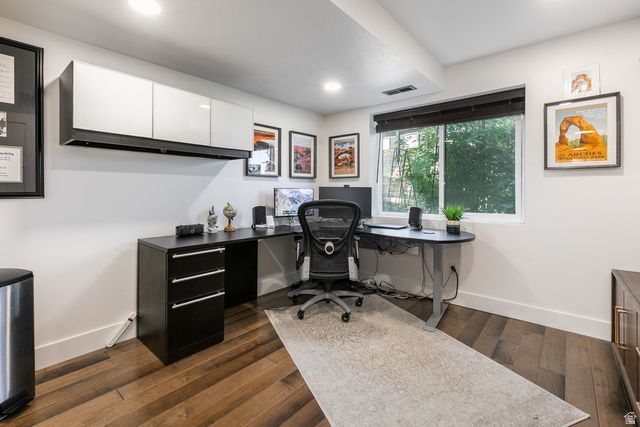 660 E VALLEY VIEW CIR, North Salt Lake, UT 84054