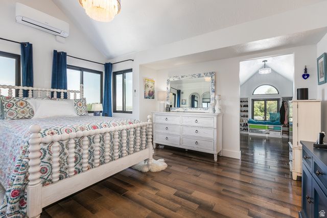 660 E VALLEY VIEW CIR, North Salt Lake, UT 84054