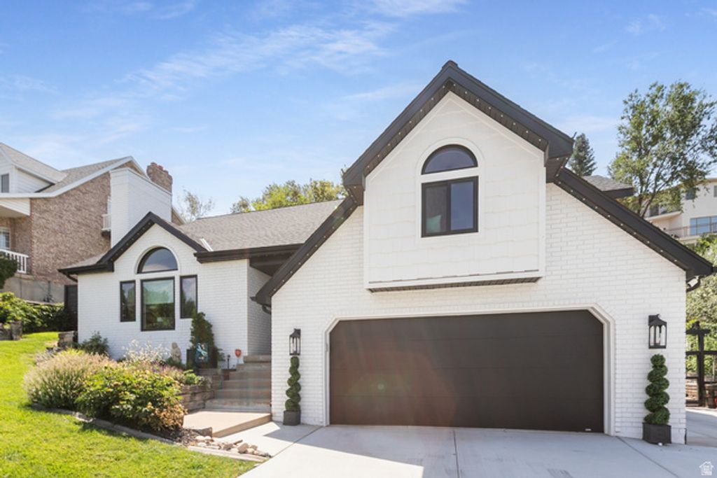 660 E VALLEY VIEW CIR, North Salt Lake, UT 84054 — photo 2