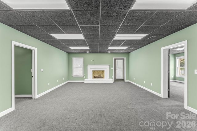 308 41st Avenue Place NW, Hickory, NC 28601