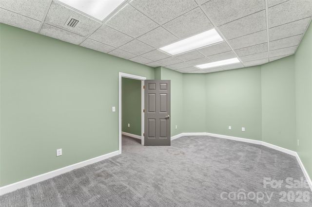 308 41st Avenue Place NW, Hickory, NC 28601