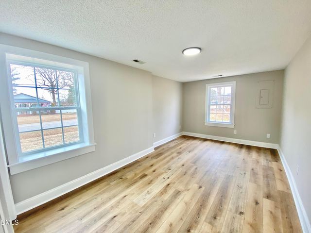 414 W Main Street, Selma, NC 27576