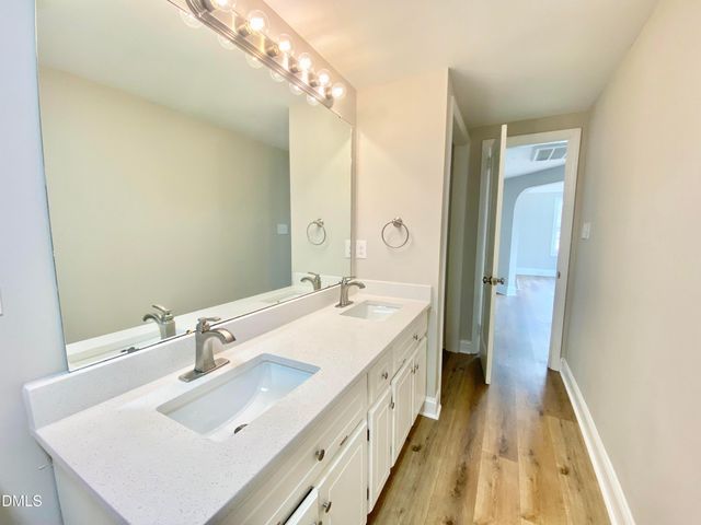 414 W Main Street, Selma, NC 27576