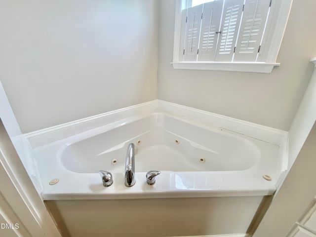 414 W Main Street, Selma, NC 27576