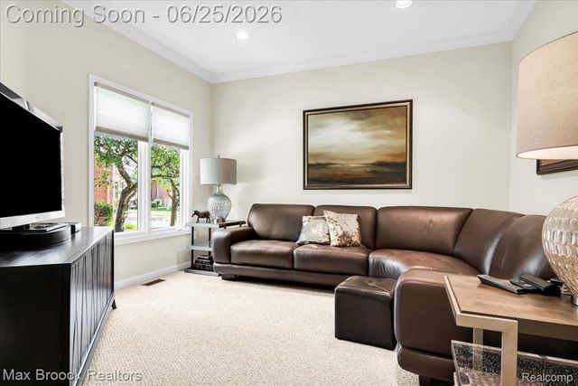 7330 Crackling Creek Circle 4, West Bloomfield Charter Township, MI 48322