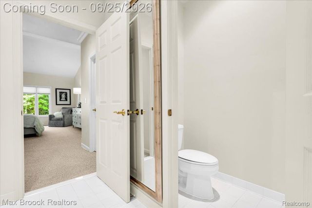 7330 Crackling Creek Circle 4, West Bloomfield Charter Township, MI 48322