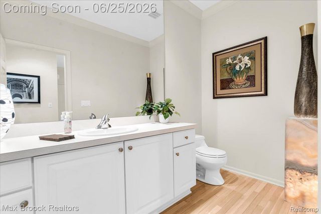 7330 Crackling Creek Circle 4, West Bloomfield Charter Township, MI 48322