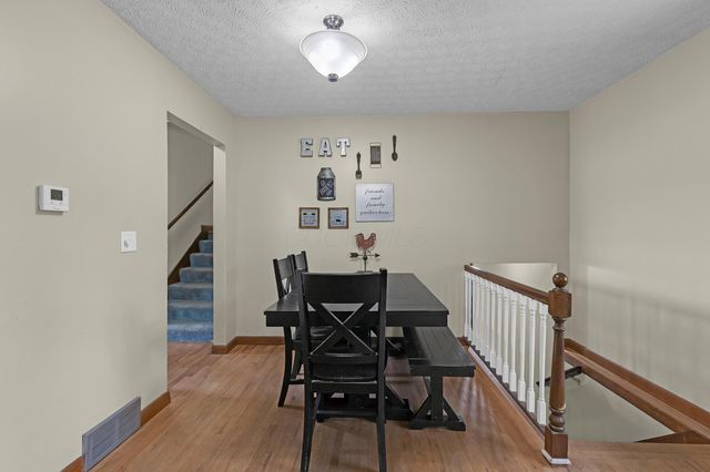 75 Hiawatha Trail, Granville, OH 43023