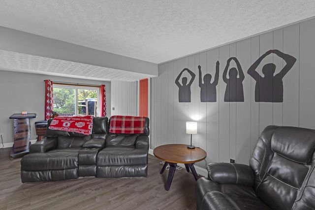 75 Hiawatha Trail, Granville, OH 43023