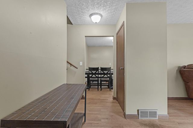 75 Hiawatha Trail, Granville, OH 43023