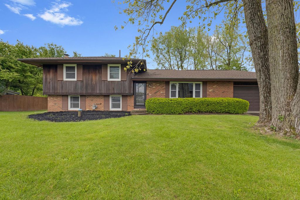 75 Hiawatha Trail, Granville, OH 43023