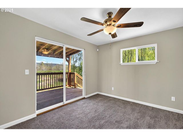 11097 COLVIN Rd, Clatskanie, OR 97016