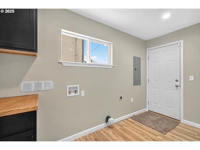 11097 COLVIN Rd, Clatskanie, OR 97016