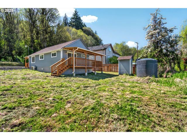 11097 COLVIN Rd, Clatskanie, OR 97016