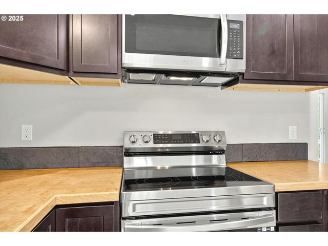 11097 COLVIN Rd, Clatskanie, OR 97016