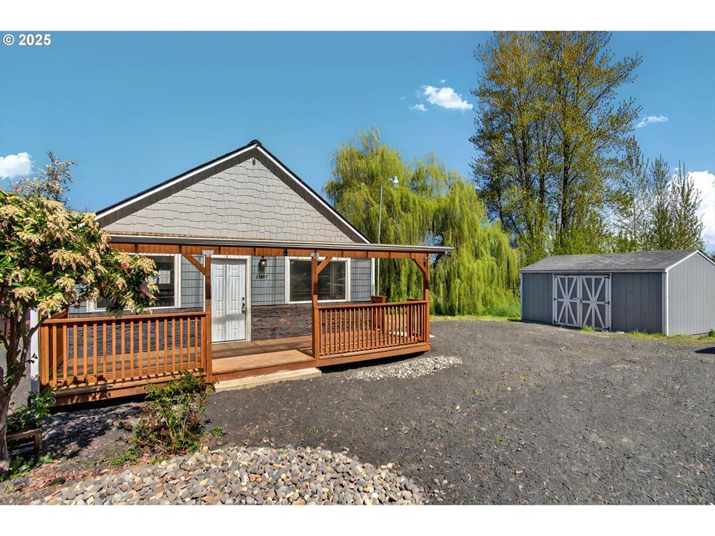 11097 COLVIN Rd, Clatskanie, OR 97016