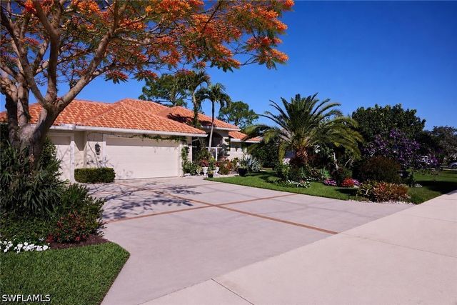 186 Muirfield CIR, Naples, FL 34113
