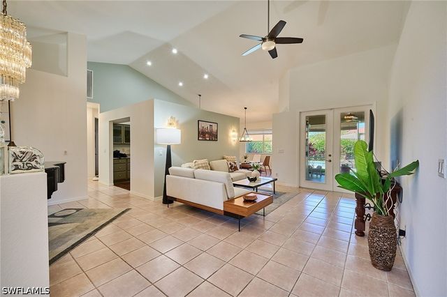 186 Muirfield CIR, Naples, FL 34113