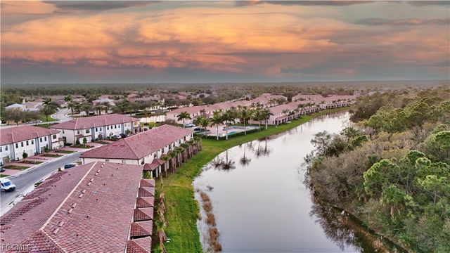 1428 Weeping Willow CT, Cape Coral, FL 33909