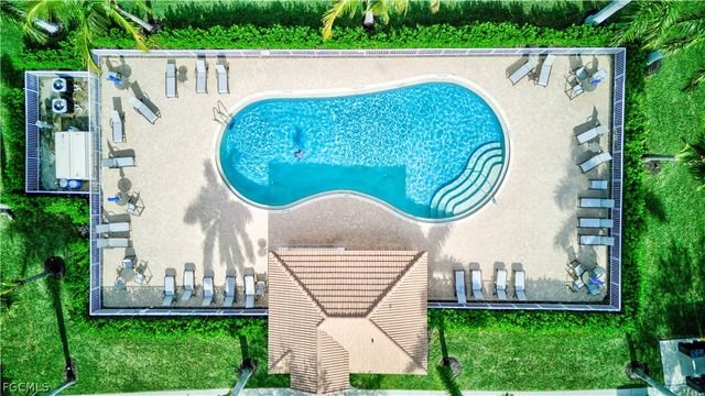 1428 Weeping Willow CT, Cape Coral, FL 33909