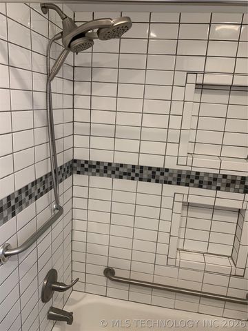 4966 S Newport Avenue, Tulsa, OK 74105