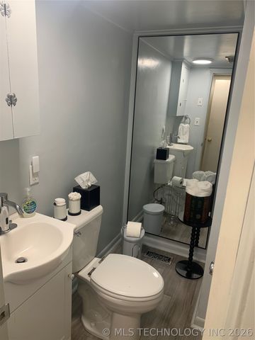 4966 S Newport Avenue, Tulsa, OK 74105