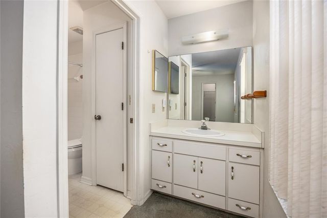 8573 NW 37TH TERRACE, Gainesville, FL 32653