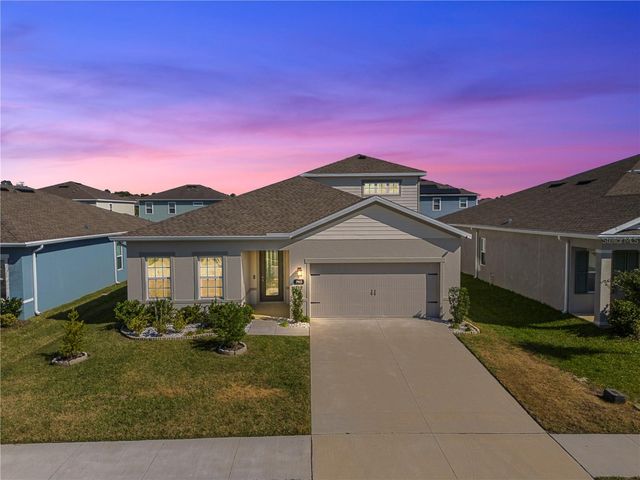 7915 GREENWAY AVENUE, Wesley Chapel, FL 33544