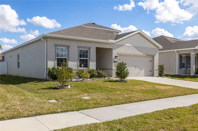 7915 GREENWAY AVENUE, Wesley Chapel, FL 33544