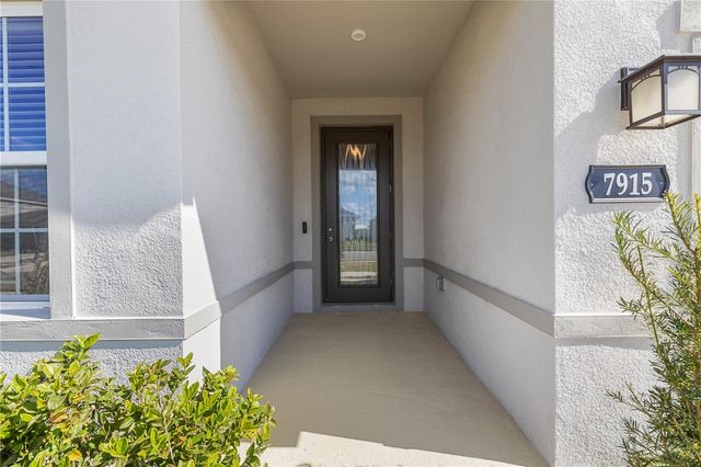 7915 GREENWAY AVENUE, Wesley Chapel, FL 33544