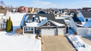 2698 Red Bud Drive 18, Zeeland Twp, MI 49464