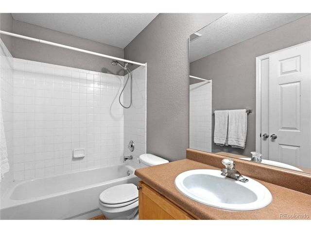 653 Fairhaven St, Castle Rock, CO 80104