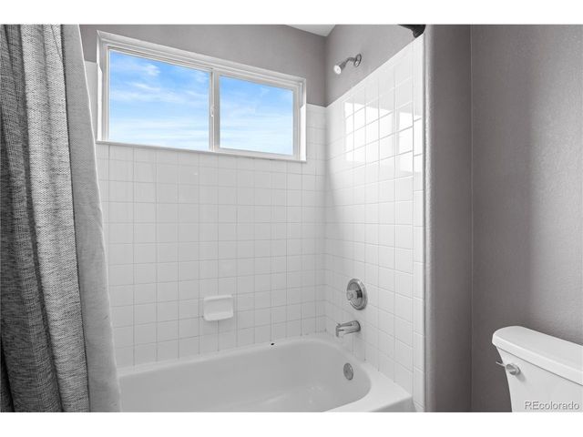 653 Fairhaven St, Castle Rock, CO 80104