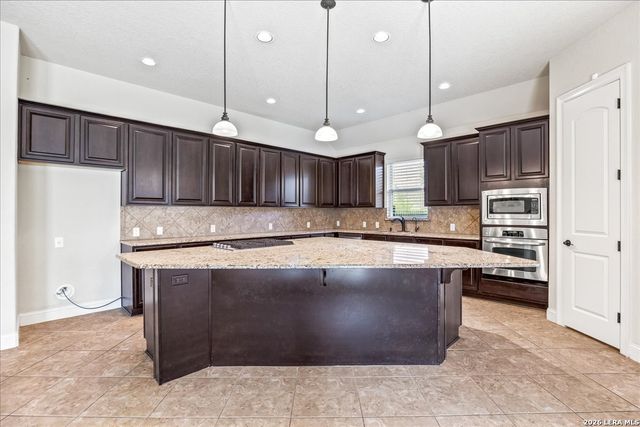 19414 Arrowood Place, San Antonio, TX 78266