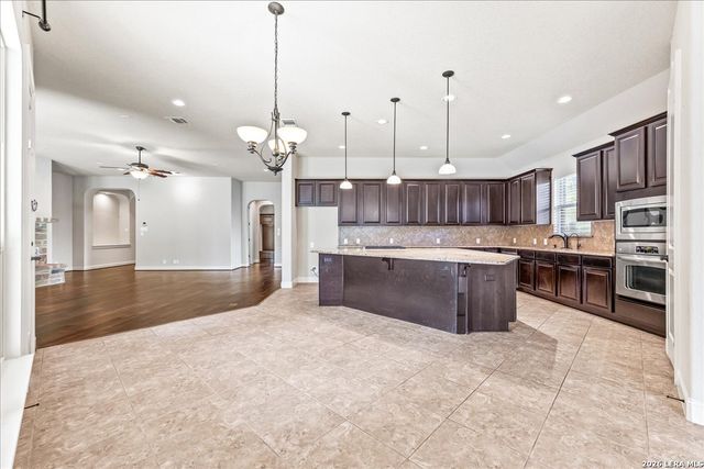 19414 Arrowood Place, San Antonio, TX 78266