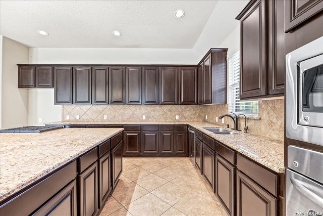 19414 Arrowood Place, San Antonio, TX 78266