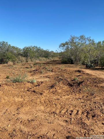 TBD CR 168, Floresville, TX 78114