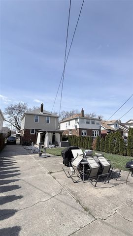 5700 Appoline Street, Dearborn, MI 48126