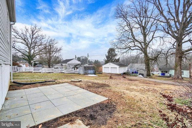 1394 LANCASTER AVE, York, PA 17403