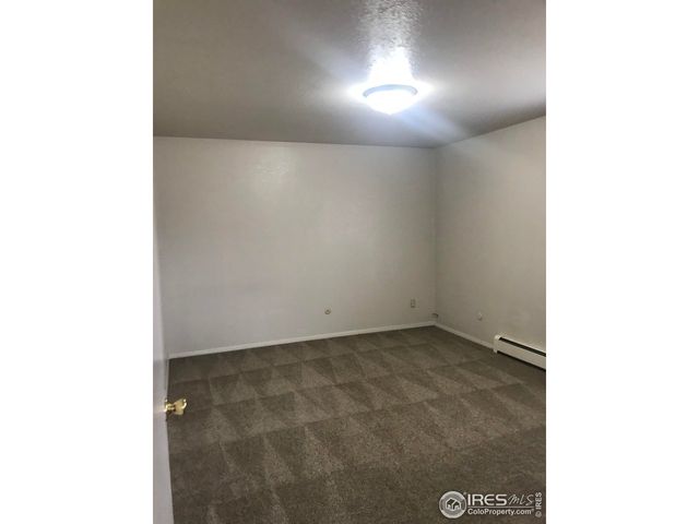 1463 Caddoa Dr, Loveland, CO 80538