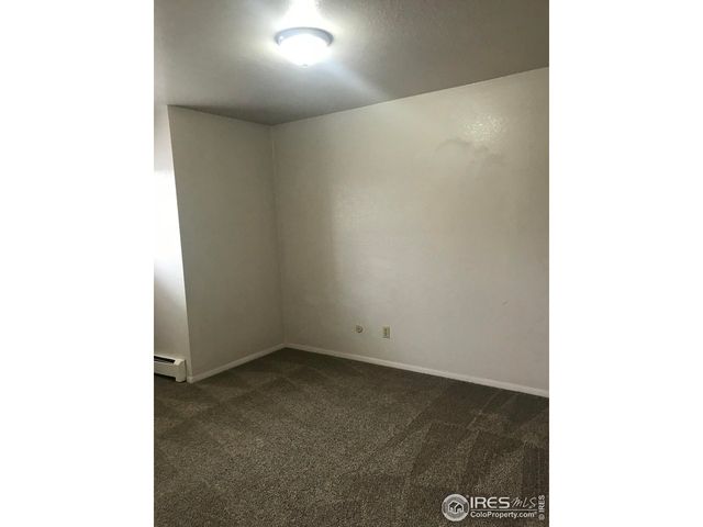 1463 Caddoa Dr, Loveland, CO 80538