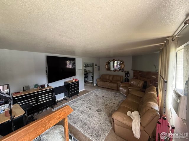 1463 Caddoa Dr, Loveland, CO 80538