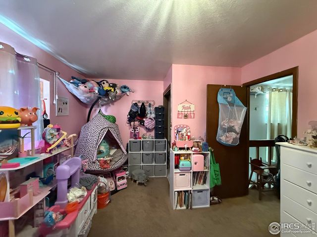 1463 Caddoa Dr, Loveland, CO 80538