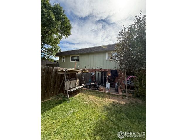 1463 Caddoa Dr, Loveland, CO 80538