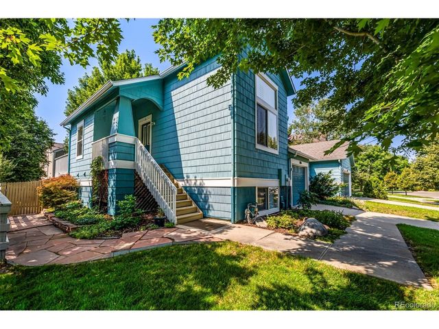 3851 Oakwood Dr, Longmont, CO 80503